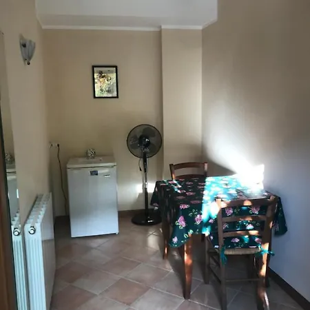 Çiftlik konaklama Cerisola 2003