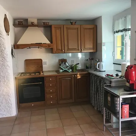 Cerisola 2003 Çiftlik konaklama Zoagli